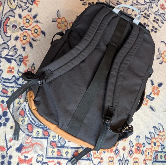 Pacsafe Go Anti-Theft 44L Carryon Backpack - Picture 4 of 12